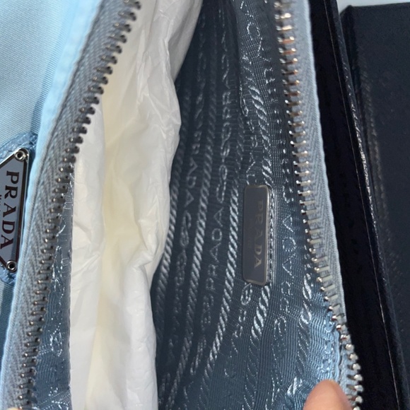 PRADA 2005 Re edition - Picture 2 of 3